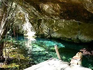 Hotel Residencia La Mariposa Tulum 3*,