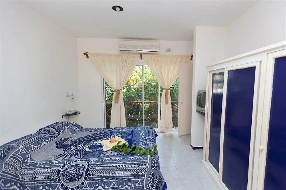 Hotel Residencia La Mariposa Tulum 3*,